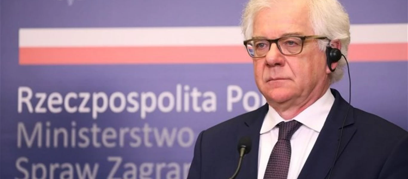 Παραιτήθηκε ο υπουργός Εξωτερικών της Πολωνίας Γιάτσεκ Τσαπούτοβιτς